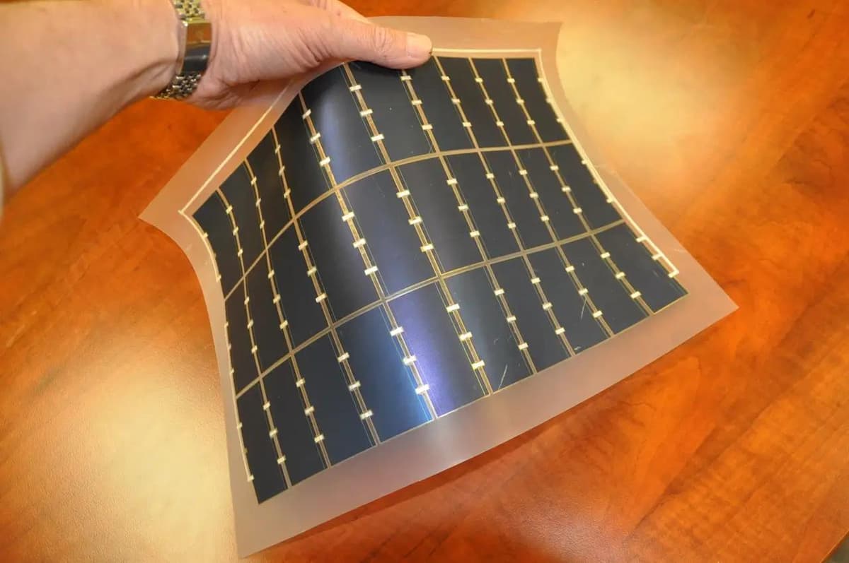 Flexible Solar Panels in Bell