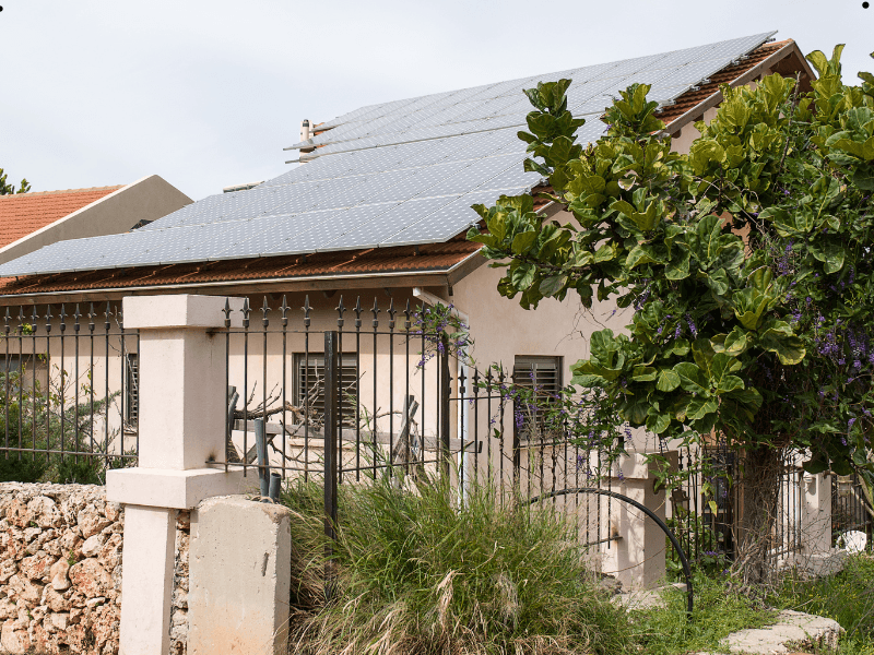 How Solar Panels Can Reduce Your Electricity Bills and Save Your Money