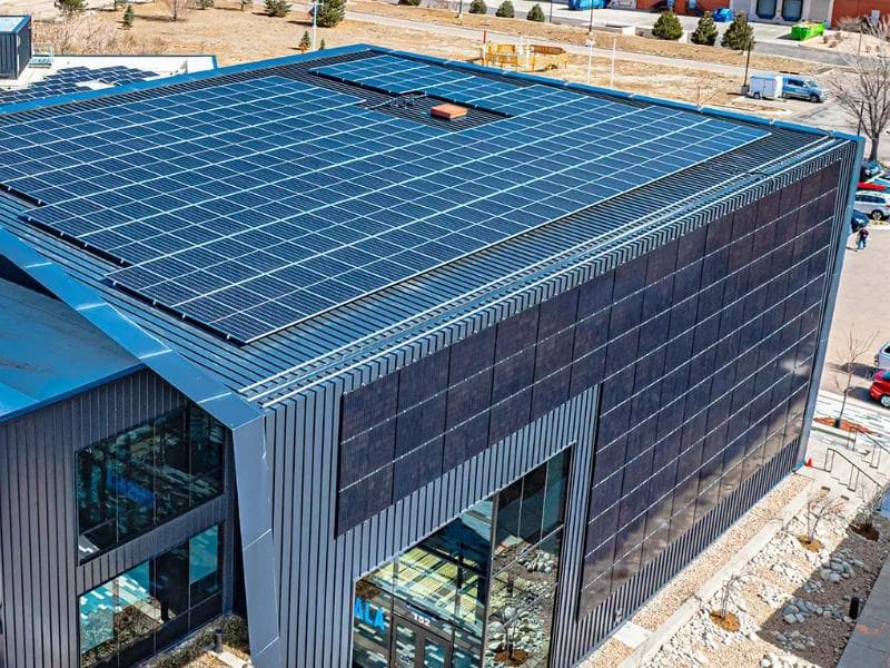 Things Businesses Need to Know About Commercial Solar Panel Installation